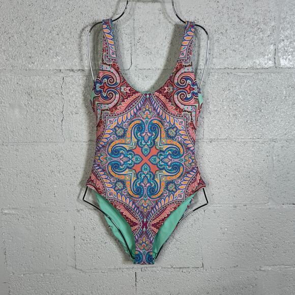 Jessica Simpson Women's Printed reversible 1 piece Swimsuit - Multi, small $98 - Picture 1 of 10